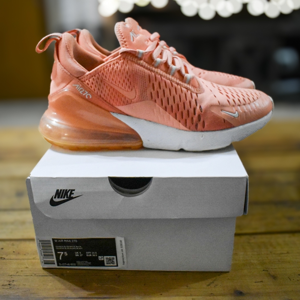 Women's Nike Air Max 270 Crimson Bliss. Size 7.5